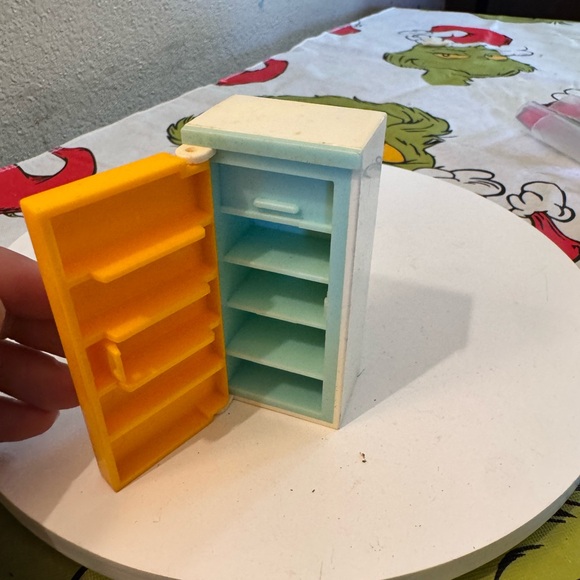 Vintage 1978 1979 Fisher Price Dollhouse Kitchen Set Fridge Refrigerator - Picture 3 of 5